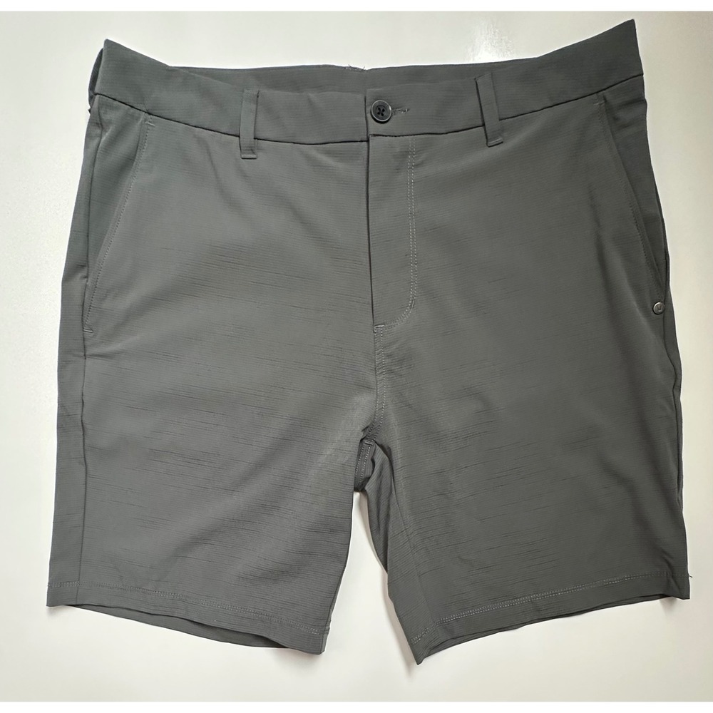 Vuori Pebble Shorts 34 Charcoal Grey 4-Way Stretch Performance UPF 30 Recycled